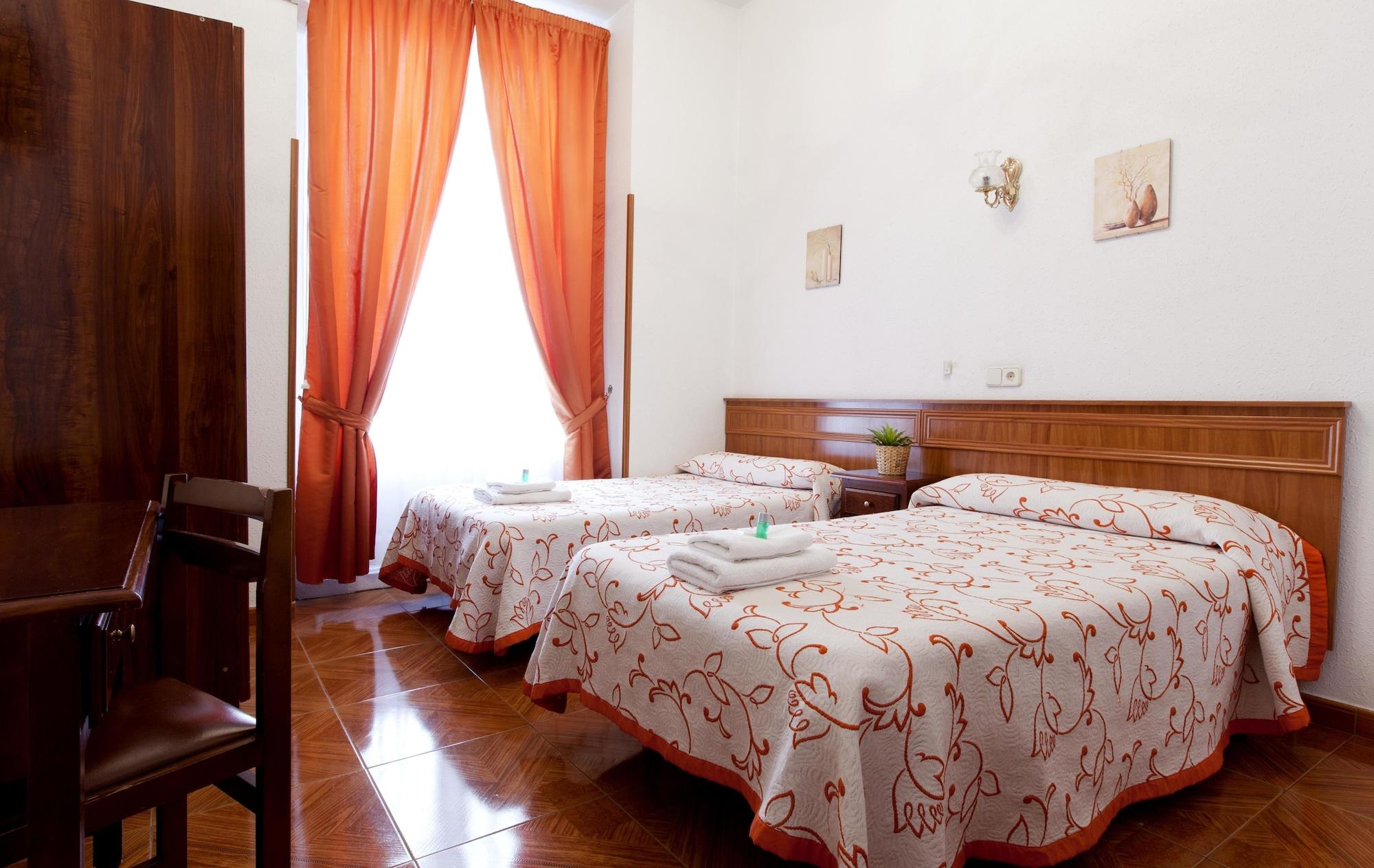 Guest house Condestable 2*